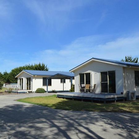 沃德百尼度假村 Wimbledon Heights 外观 照片